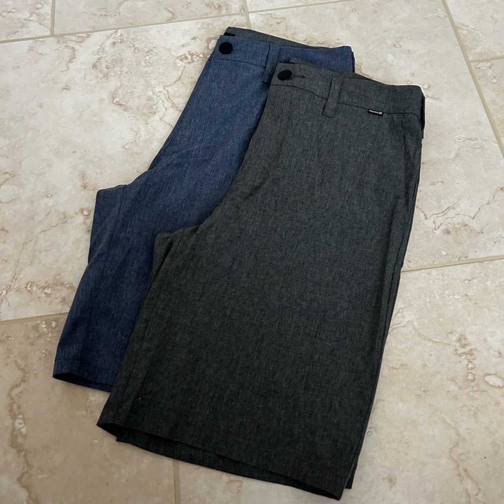 Men’s Hurley shorts, set of two gray and blue size 29